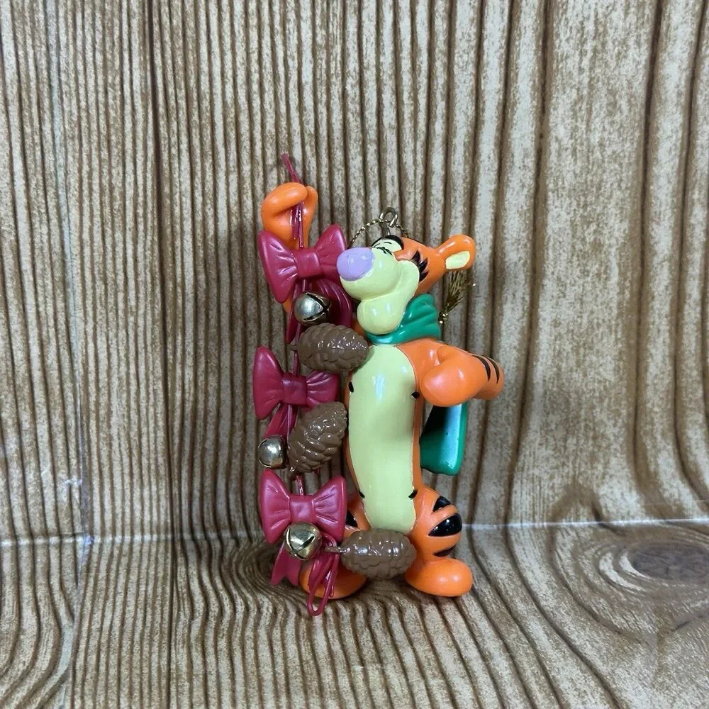 Disney Tigger Christmas‎ Ornament Acorns Winnie the Pooh 3.5